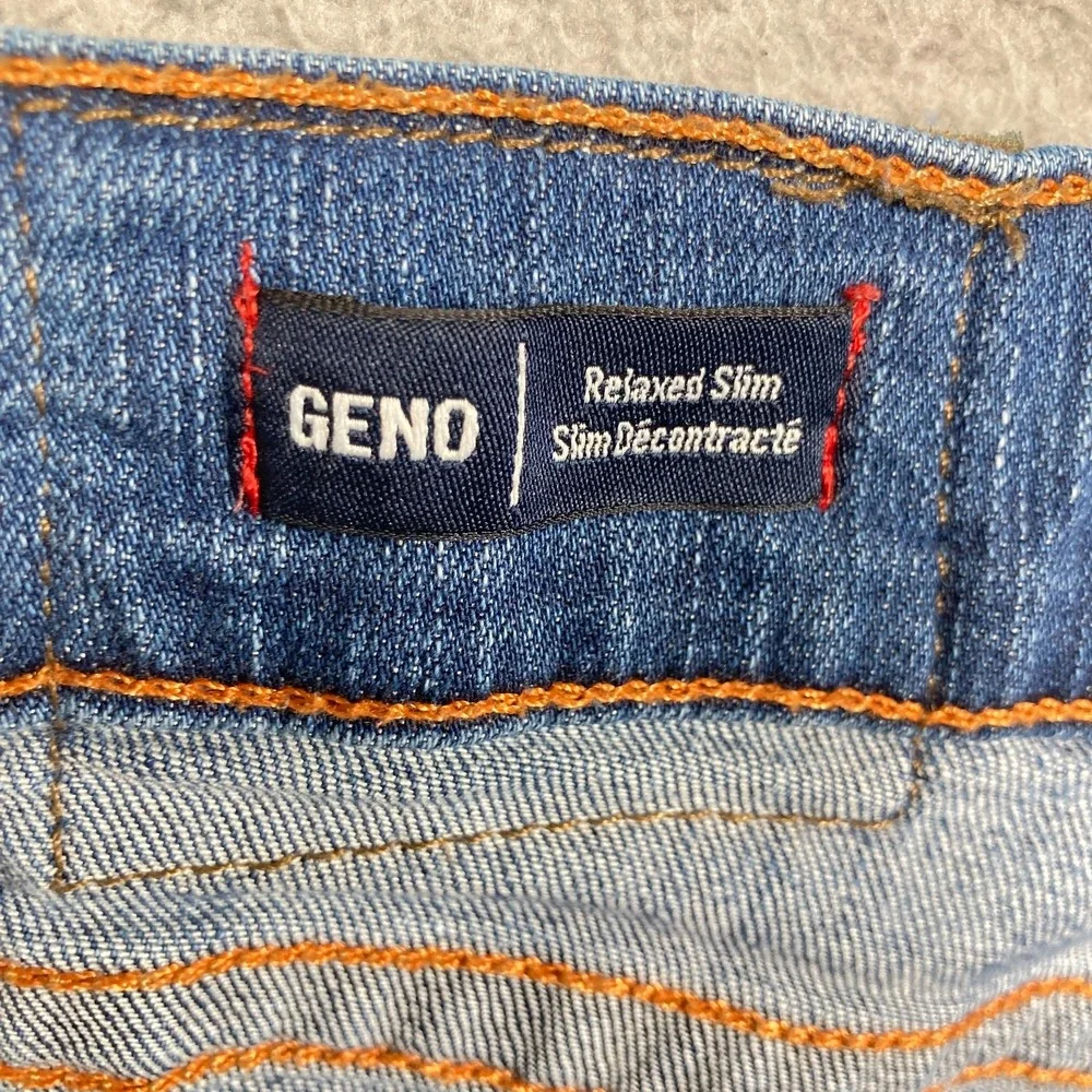 True Religion Geno Jeans Mens 42 (41x27) Light Wash Blue Relaxed‎ Slim Denim